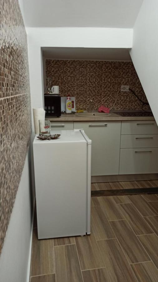 Robert'S Apartment Брашов Екстериор снимка